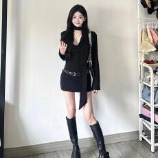 批发实价 约会钓系黑色长袖连衣裙女春设计感修身<b class='q'>显瘦</b>包臀短裙子