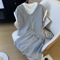 批发2026夏季<b class='q'>新款</b>休闲<b class='q'>运动服</b>套装女夏<b class='q'>新款</b>宽松假两件T恤短裤两件套