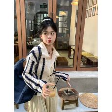 批发镂空针织衫<b class='q'>女</b>慵懒风2023早秋新款温柔风宽松显瘦外穿<b class='q'>毛衣</b>外套开衫