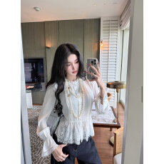 批发BarbChill「温婉千金」 法式蕾丝白<b class='q'>衬衫</b>女秋季长袖内搭喇叭袖<b class='q'>上衣</b>