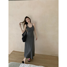 批发实拍实价 高级感发货胸垫吊带连衣裙修身显瘦长裙女春夏季