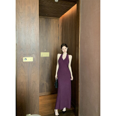 批发实拍实价 法式性感v领收腰挂脖大<b class='q'>露背</b>收腰<b class='q'>连衣裙</b>长裙包臀裙