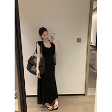 批发实拍实价 U领无袖工字背心连衣裙女夏季收腰修身裙子气质包臀长裙