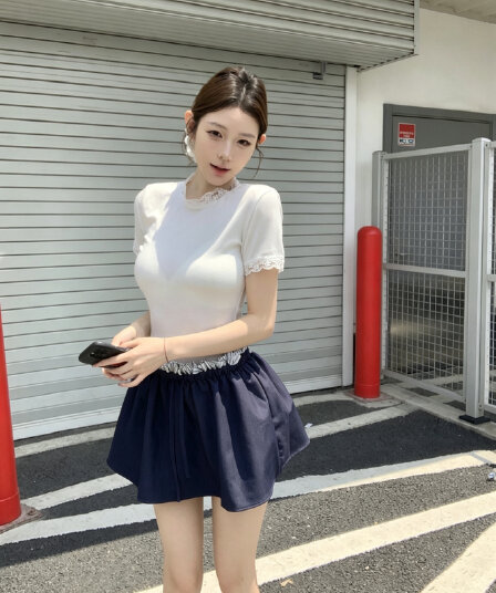실사 아니요 가격 인하 화이트 레이스 측면 기본 셔츠 맨위 꽃밭 치마 페이크 레이어드 허리밴드 반신 치마바지
