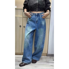 批发实拍~<b class='q'>韩国</b>原单磨毛哈伦阔腿<b class='q'>牛仔裤</b>