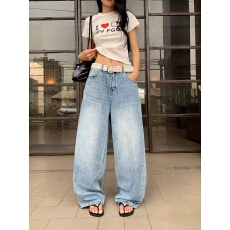 批发春夏新款韩国<b class='q'>原</b><b class='q'>单</b>弯刀阔腿牛仔裤
