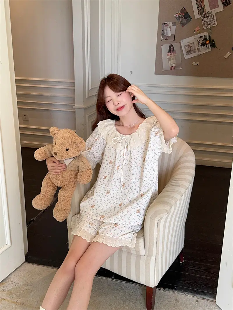 러블리 플라워 베어 라운드넥 홈웨어 세트 상세 이미지 2