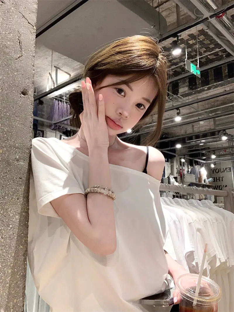 루즈핏 원숄더 오프숄더 반소매 티셔츠 상세 이미지 1
