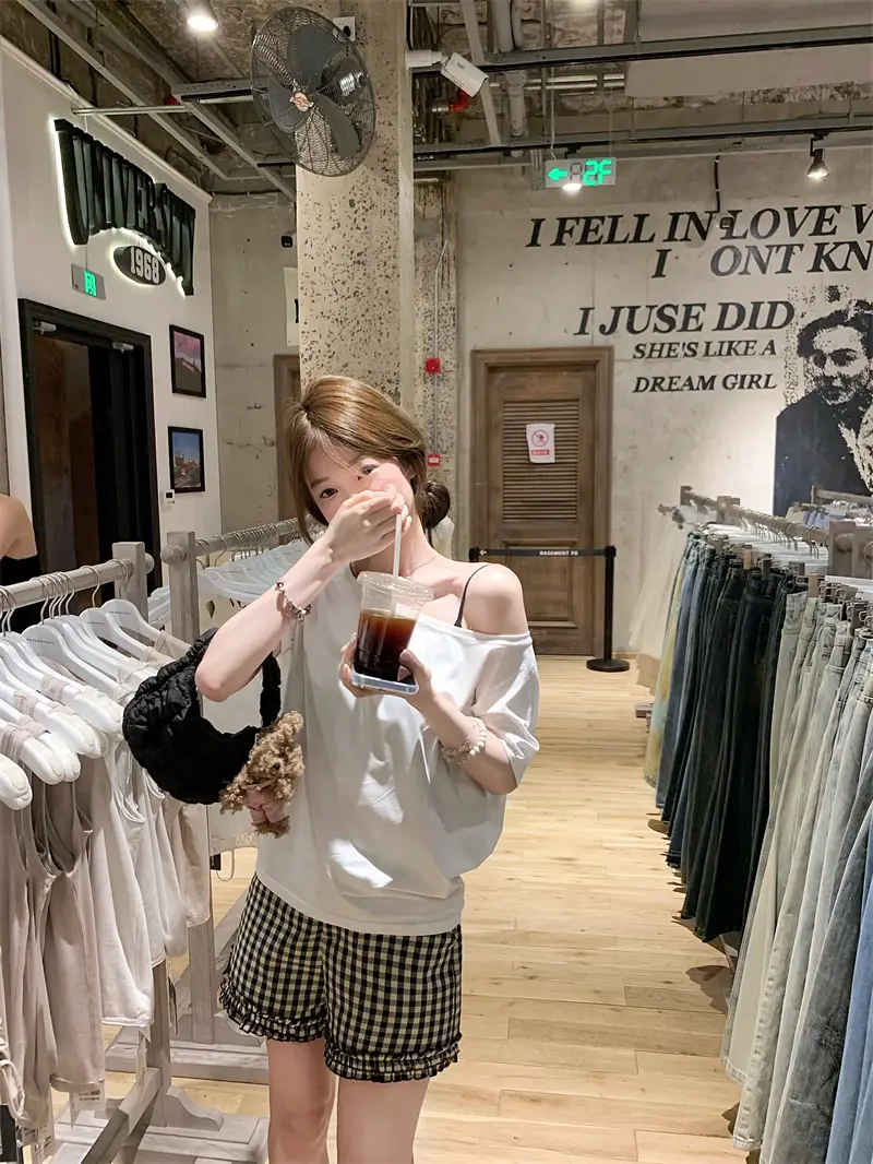 루즈핏 원숄더 오프숄더 반소매 티셔츠 상세 이미지 4