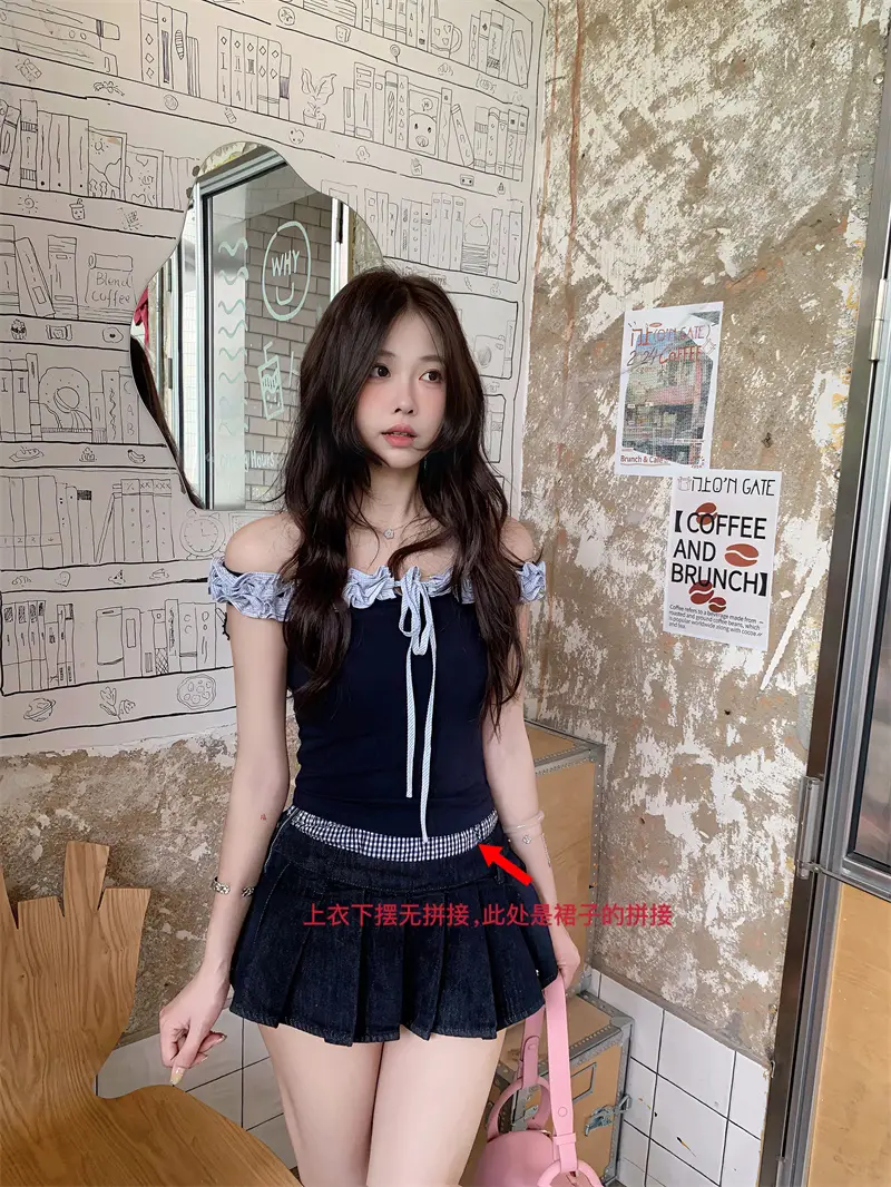 오프숄더 반팔 티셔츠 상세 이미지 1