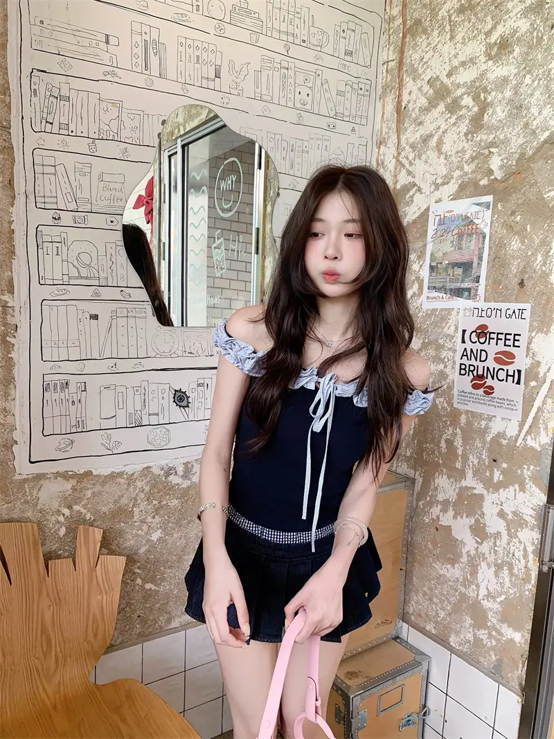 오프숄더 반팔 티셔츠 상세 이미지 3