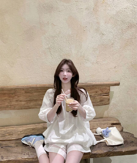 실사 달빛 돌 화이트 루즈핏 중간 소매 라운드 넥 셔츠 세트 패치워크 레이스 반바지 투피스 세트