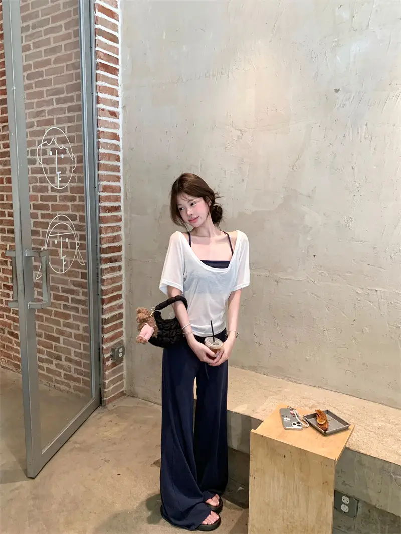 자연스러운 핏 블라우스 티셔츠 상세 이미지 6