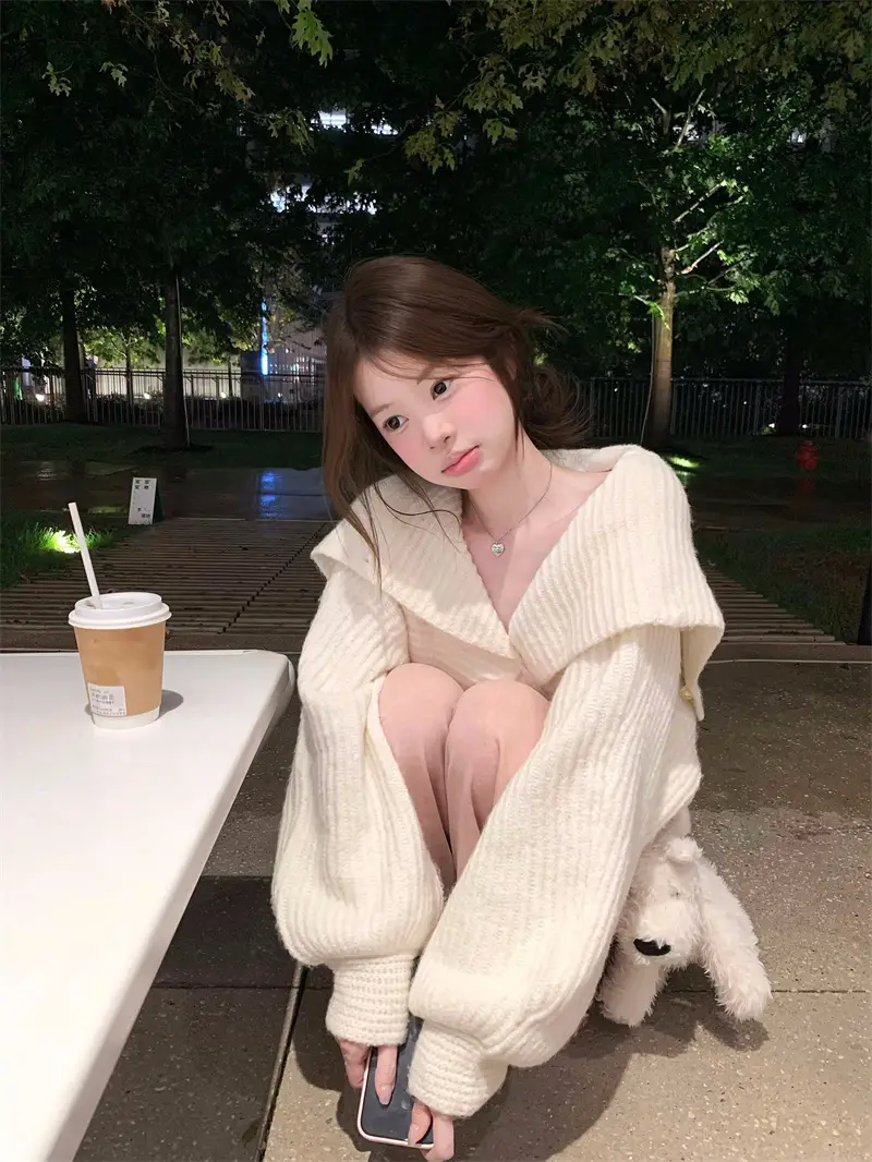 클라우드 머스 럭셔리 네이비 니트 자켓 상세 이미지 1