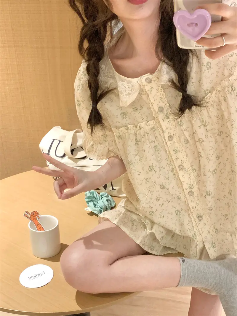 러블리 레이스 칼라 플라워 홈웨어 세트 상세 이미지 3