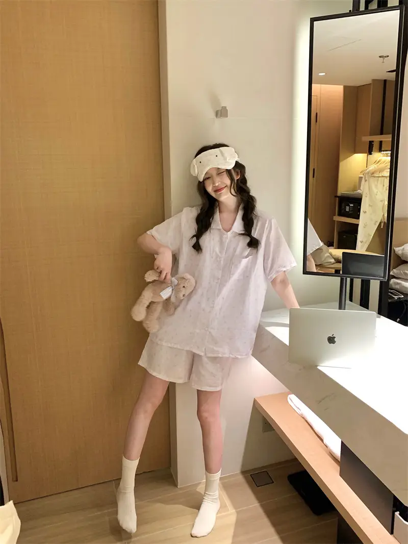 여성용 캐릭터 퍼플 플라워 홈웨어 세트 상세 이미지 9