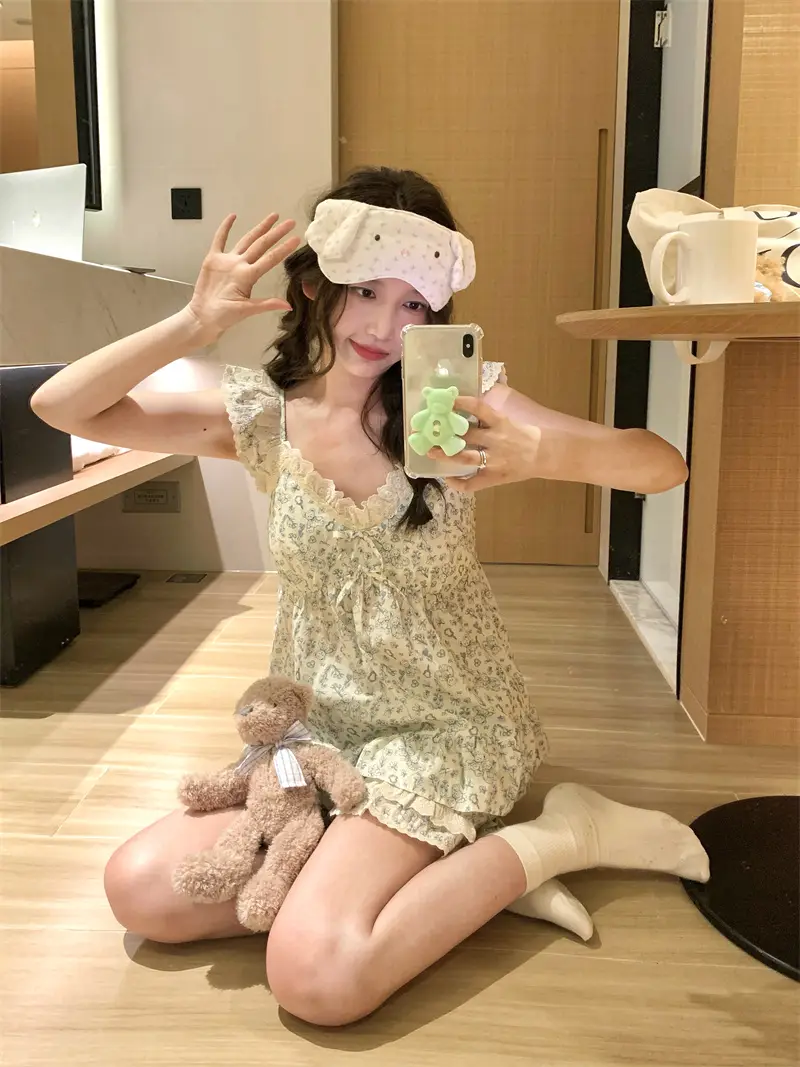 레이스 V넥 슬리브리스 홈웨어 세트 상세 이미지 5
