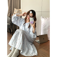 批发实拍  韩系甜美<b class='q'>条纹</b>樱桃刺绣花边大翻领家居服睡衣套装/睡<b class='q'>裙</b>