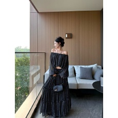 批发实价实拍  一字肩<b class='q'>长袖</b><b class='q'>衬衣</b>半身长裙套装