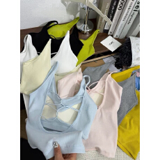 批发特价不减 交叉露背吊带背心女性感辣妹内搭带胸垫外穿美背<b class='q'>上衣</b>