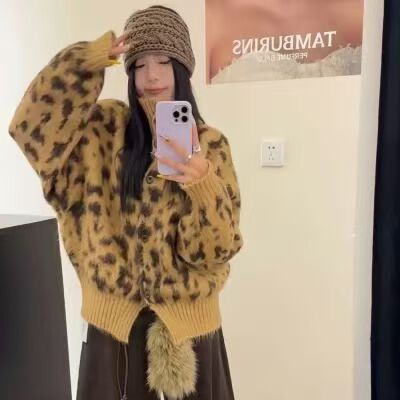 외국 가스 터틀넥 길다 모피 니트 스웨터 느긋한 바람 보온 털이 많은 황색 레오파드 무늬 스웨터 코트