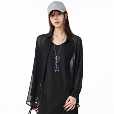 批发实拍美式冰丝防晒<b class='q'>衬衫</b>女夏季2026薄款慵懒风开叉外搭开衫宽松