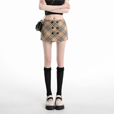 批发实拍甜酷辣妹卡其色格子半身裙2026女夏季中低腰短裙辣妹包臀裤裙