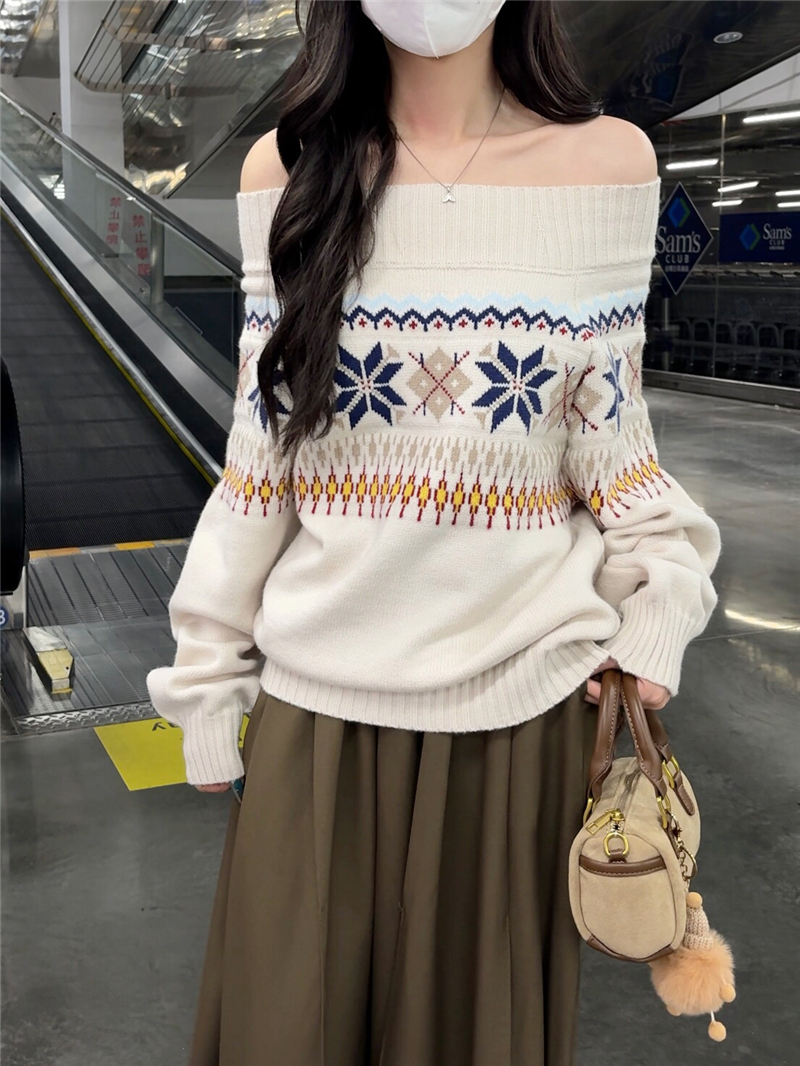 Shooted Fair Isle V-neck Top for Women with Unique Design, Long Sleeve Knit Sweater, Autumn/Winter, Youthful and Unique