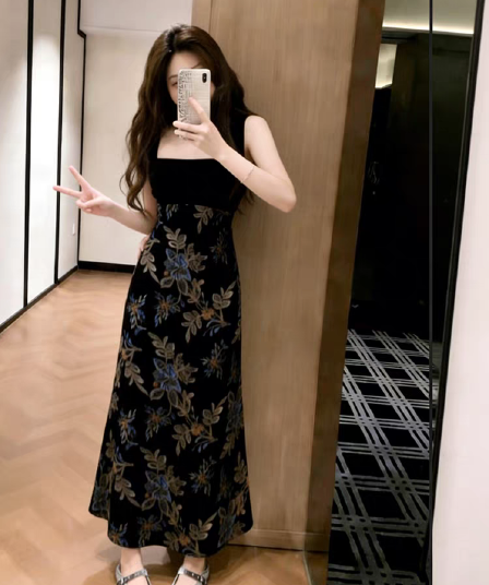 2026 자이언트 잘 생긴 검정색 민소매 광장 칼라 여성 드레스 봄 허리 수축 슬림해 보이는 한 마디 고유 한 아름다운 길다 치마