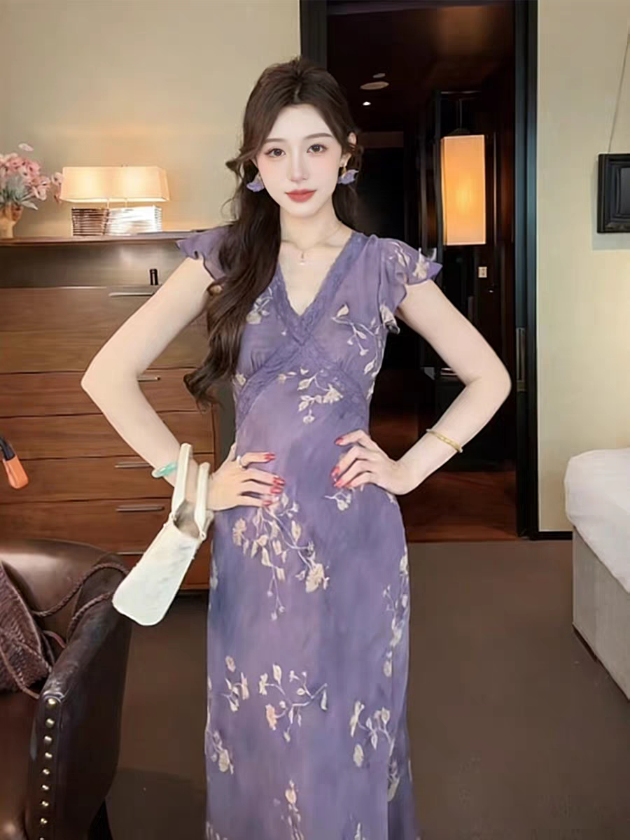 프랑스식 낭만적 인 기질 보라색 꽃무늬 V넥 드레스 2026 여름 새로운 차 휴식 허리 수축 길다 치마 여성 의류