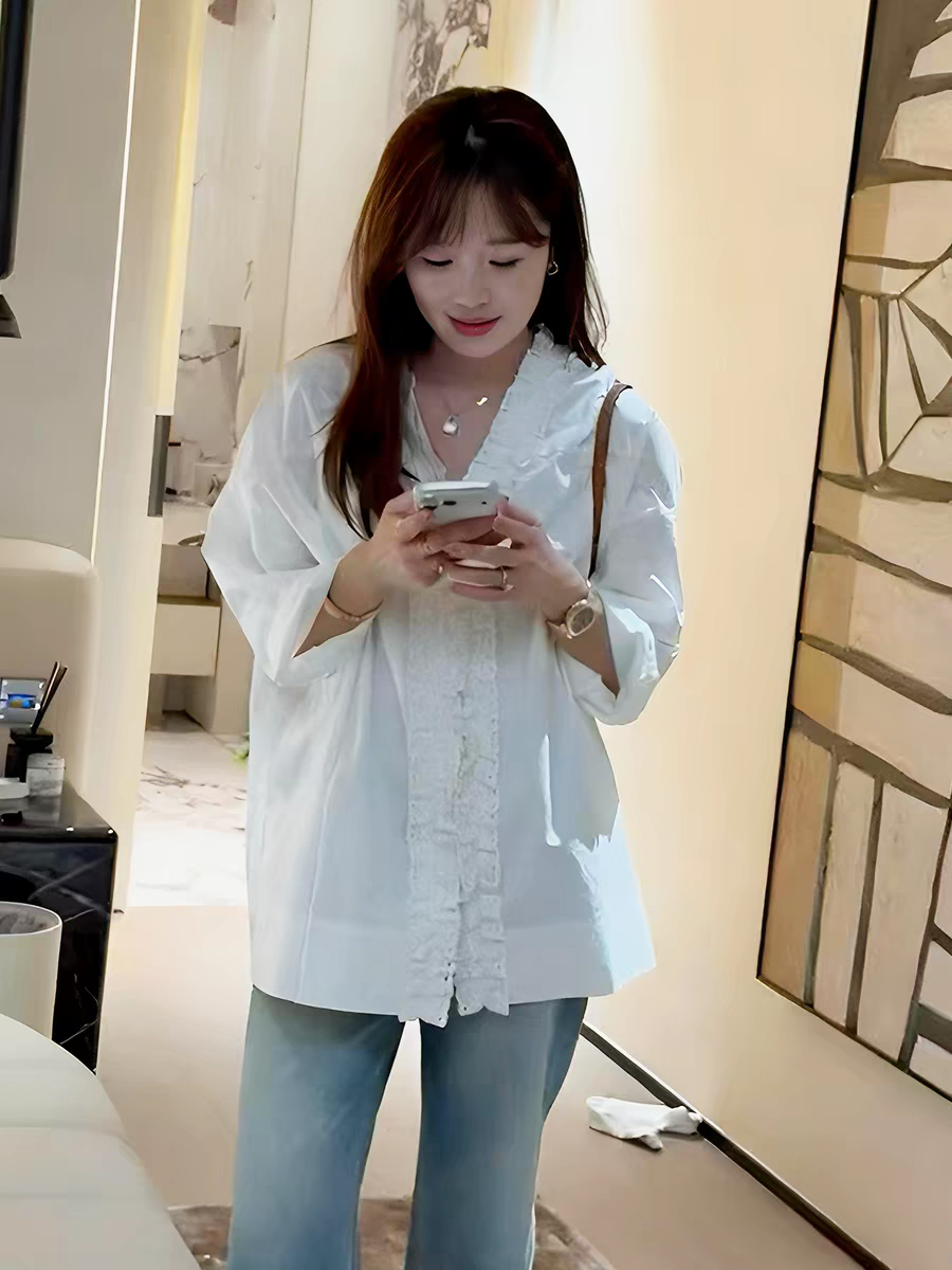 목이버섯 레이스 V넥 긴팔 화이트 여성 셔츠 2026 새로운 봄 루즈핏 작은 키 캐주얼 자외선 차단 맨위