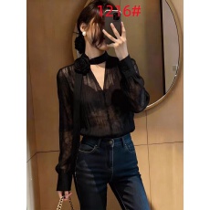 批发法式轻奢微透V领黑色长袖女2026年春季新款轻熟显瘦<b class='q'>气质</b>减龄上衣