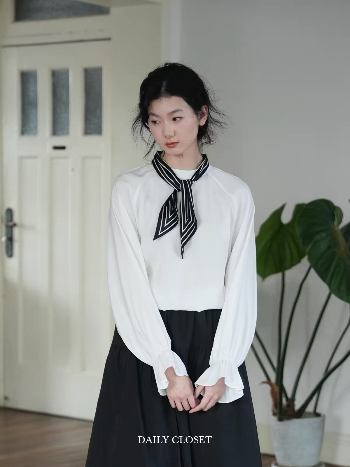 dc 녹색 박공 ~ 중 애니 모달 라운드 넥 작은 스탠드 칼라 삽입 어깨 벌룬 소매 셔츠 맨위 여성 봄