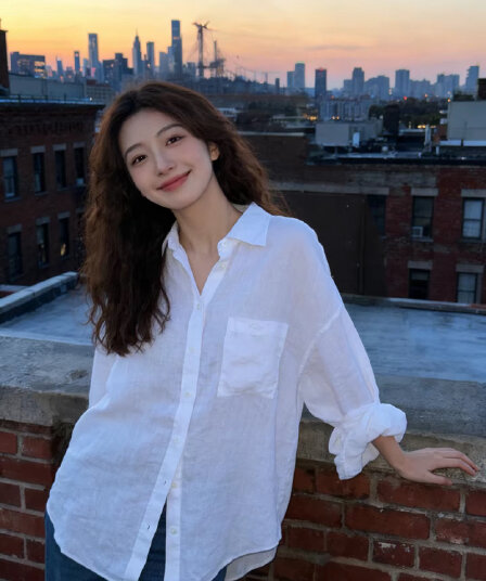 오래된 돈 바람 화이트 폴로 칼라 단추 얇고 가벼운 느긋한 여성 셔츠 느슨함 센스 출퇴근 루즈핏 슬림해 보이는 다용도 맨위