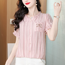 批发时尚妈妈装<b class='q'>蝴蝶</b>刺绣条纹短袖衬衫2026女夏季新款设计感显年轻半袖