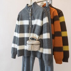 批发实拍<b class='q'>大码</b>女装条纹撞色半高领毛衣秋冬新款半开领保暖打底针织衫