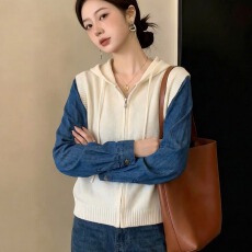 批发实拍<b class='q'>大码</b>时尚<b class='q'>牛仔</b>拼接连帽针织衫女秋冬新款设计感显瘦毛衣<b class='q'>外套</b>