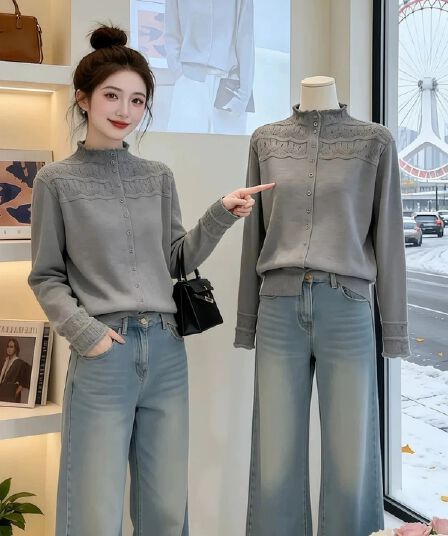 빅 사이즈 여성 의류 반하이넥 홀로우 아웃 자수 스웨터 2026 가을 새로운 루즈핏 슬림해 보이는 다용도 니트 스웨터