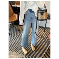 批发2026春季新款浅蓝色直筒<b class='q'>牛仔裤</b>女大码梨形身材宽松显瘦阔腿裤