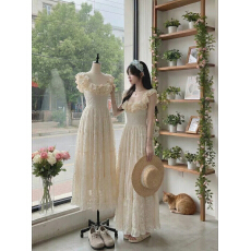 批发一颗甜桃yikett圣托里尼重工超大裙摆吊带掐腰连衣裙女度假裙