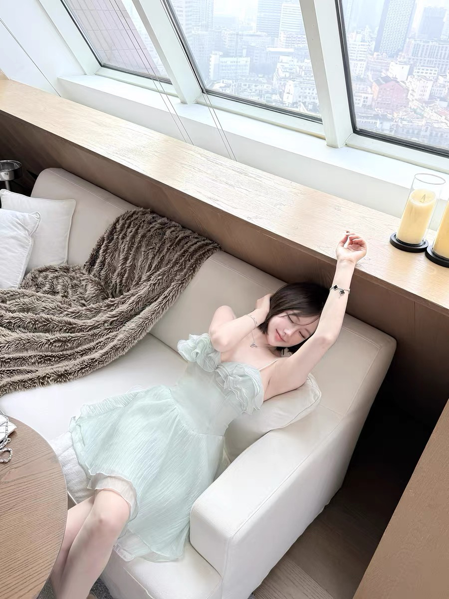 kubiliv6 15 일 켜기 새로운 무거운 작업 프릴 디자인 슬립 드레스