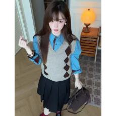 批发CHICXIXI 25SS 复古学院风V领菱格<b class='q'>马甲</b><b class='q'>背心</b>女秋冬款叠
