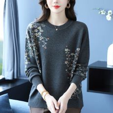 批发圆领中老年上衣针织衫秋冬新款妈妈宽松洋气毛衣时尚<b class='q'>大码</b>气质打底