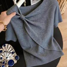 批发2026夏季新款女士蝴蝶扭结设计感短袖T恤小众显瘦独特漂亮上衣服