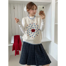 批发早秋款韩系可爱苹果小鱼印花马甲女圆领针织<b class='q'>背心</b>宽松休闲百搭上衣
