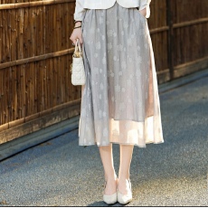 批发2026年新款轻盈烧花松紧腰高腰时尚百搭半裙伞裙