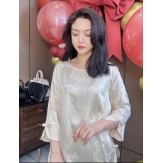 批发2026新款圆领百搭显瘦气质复古提花盘扣<b class='q'>七分袖</b>上衣