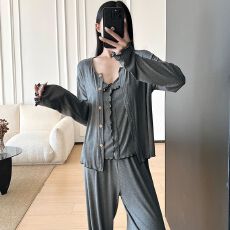 批发莫代尔<b class='q'>睡衣</b>女春秋季长袖吊带带胸垫三件套家居服套装外穿