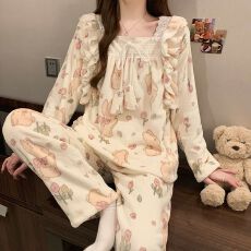 批发冬季280克法兰绒蕾丝花边方领长袖<b class='q'>睡衣</b>女套装家居服