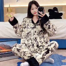 批发冬季法兰绒翻领开衫长袖长裤<b class='q'>睡衣</b>女套装休闲家居服